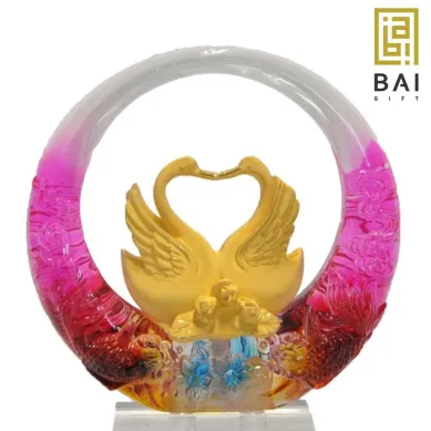PATUNG SHIO ULAR TAHUN 2025 BAI GIFT PAJANGAN PATUNG SEPASANG ANGSA LAPIS EMAS CRYSTAL 3 ~blog/2023/3/14/angsa_kristal_2