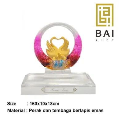 PATUNG SHIO ULAR TAHUN 2025 BAI GIFT PAJANGAN PATUNG SEPASANG ANGSA LAPIS EMAS CRYSTAL 2 ~blog/2023/3/14/angsa_kristal_3