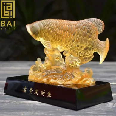 PATUNG SHIO ULAR TAHUN 2025 BAI GIFT PATUNG IKAN ARWANA CRYSTAL  2 ~blog/2023/5/11/ikan_1