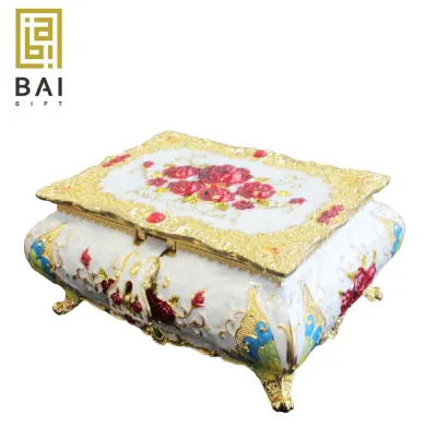 PATUNG SHIO ULAR TAHUN 2025 BAI GIFT KOTAK PERHIASAN BOX JEWELRY TEMPAT PERHIASAN - GOLD BUNGA MERAH 3 ~blog/2023/9/1/kotak_perhiasan_1_30
