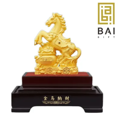 PATUNG SHIO ULAR TAHUN 2025 HAMPERS CHINESE NEW YEAR PATUNG KUDA EMAS BERDIRI DIATAS GUCI EMAS DAN KOIN KEBERUNTUNGAN  PENARIK KEKAYAAN 2 ~blog/2025/11/7/64